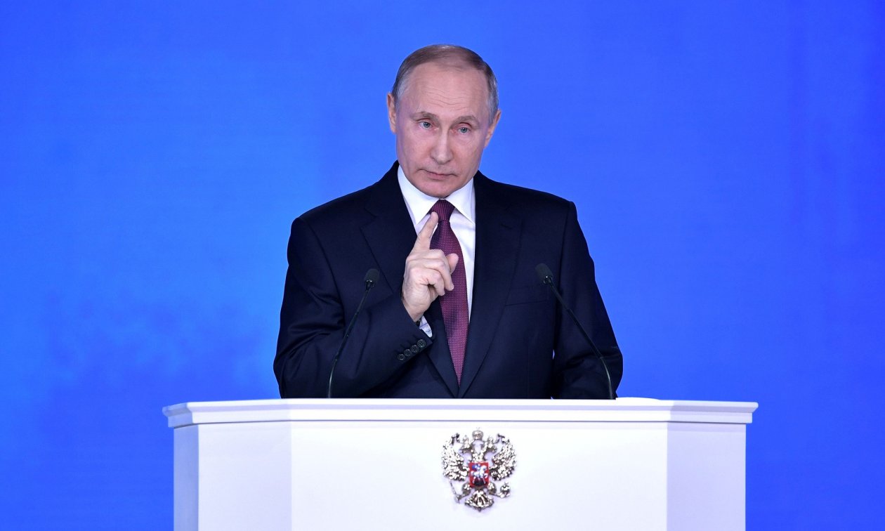 Dans son discours annuel, Poutine demande à l'Occident de ne pas franchir la ligne rouge